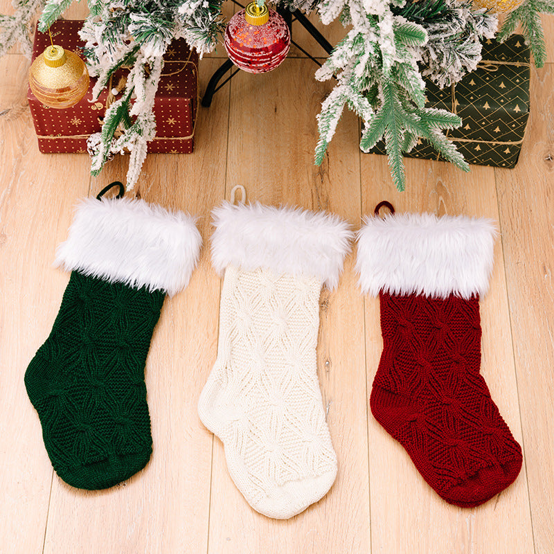 Classic Knitted Christmas Stocking – 43 cm
