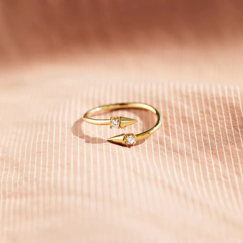Zircon Bypass Ring in 925 Sterling Silver – Gold Tone