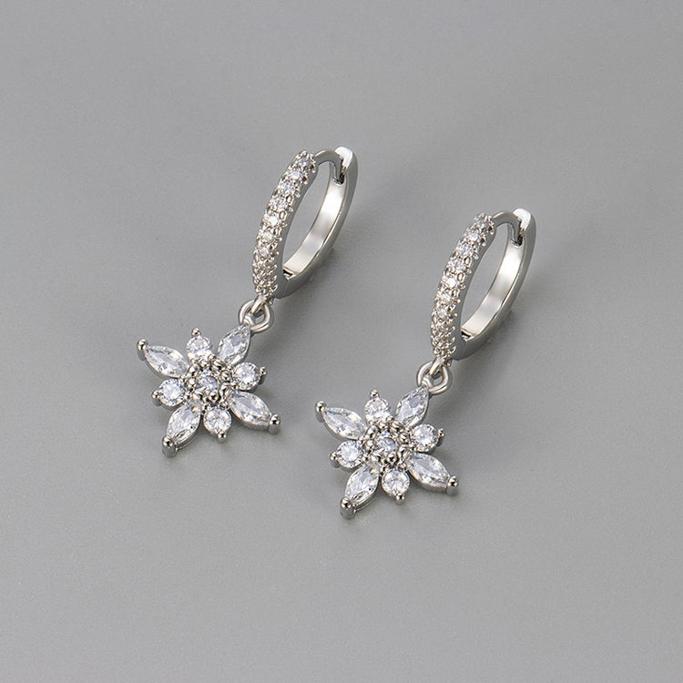 Diamond studded octagonal star ear clasp