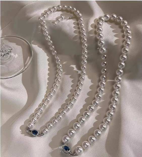 Mother-of-Pearl Necklace with 925 Sterling Silver Details