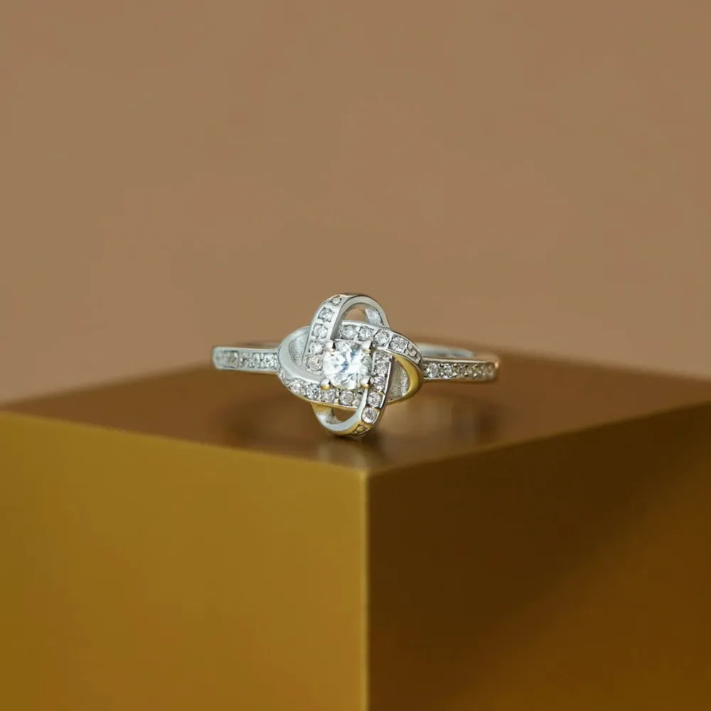 Zircon Ring in 925 Sterling Silver – Sizes 6–9