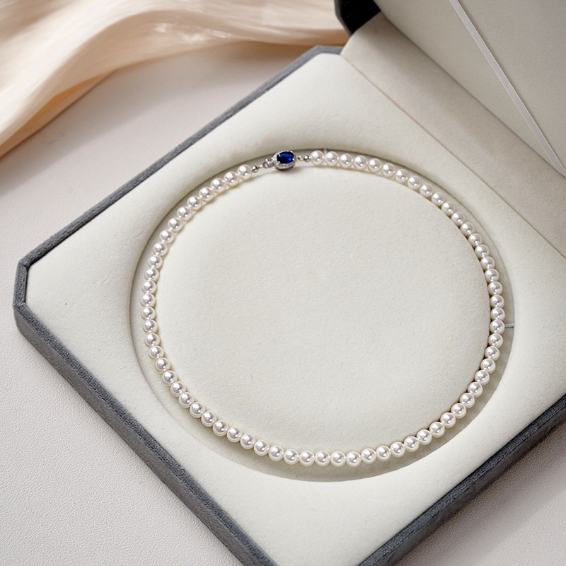 Mother-of-Pearl Necklace with 925 Sterling Silver Details