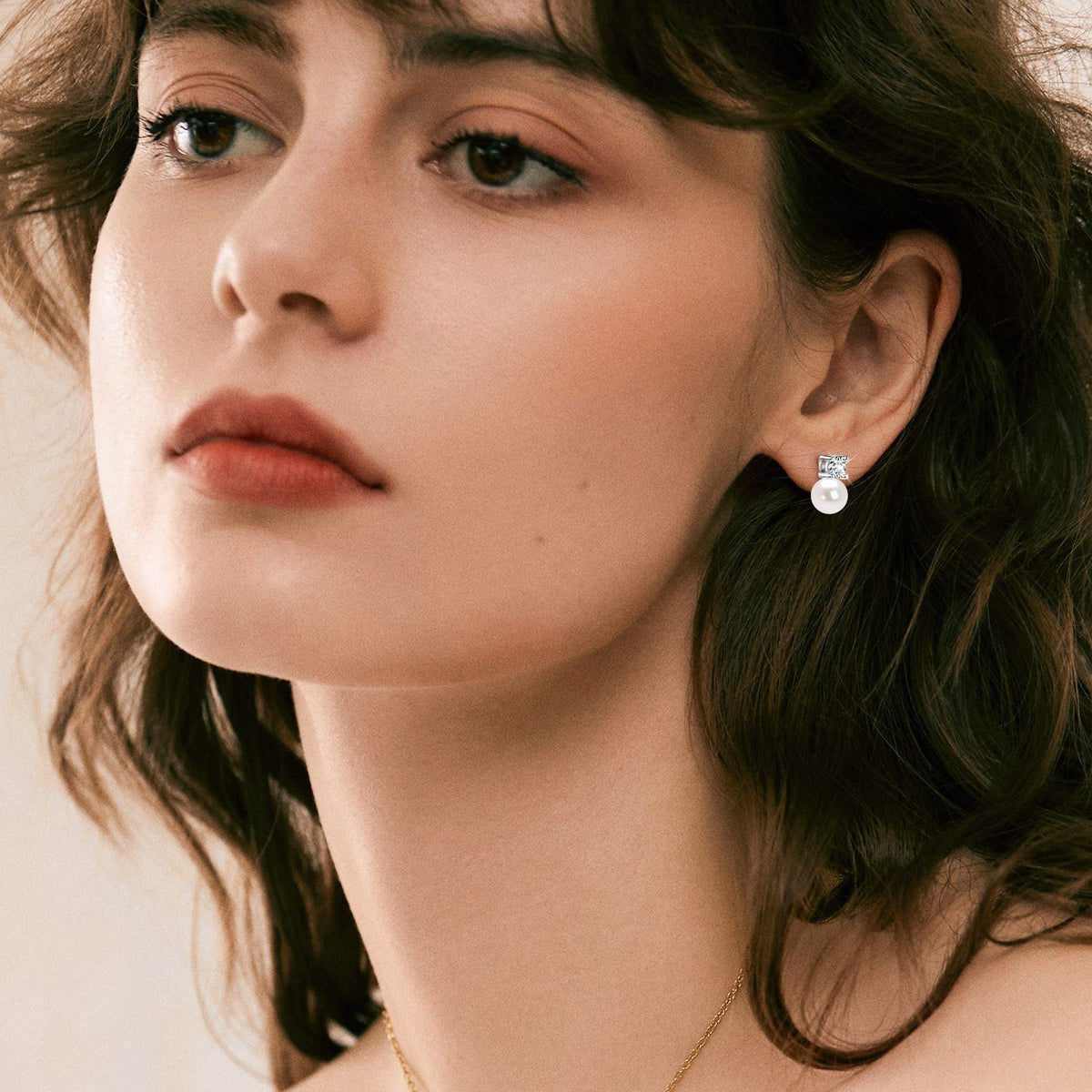 Four-Leaf Clover Freshwater Pearl Earrings in 925 Sterling Silver
