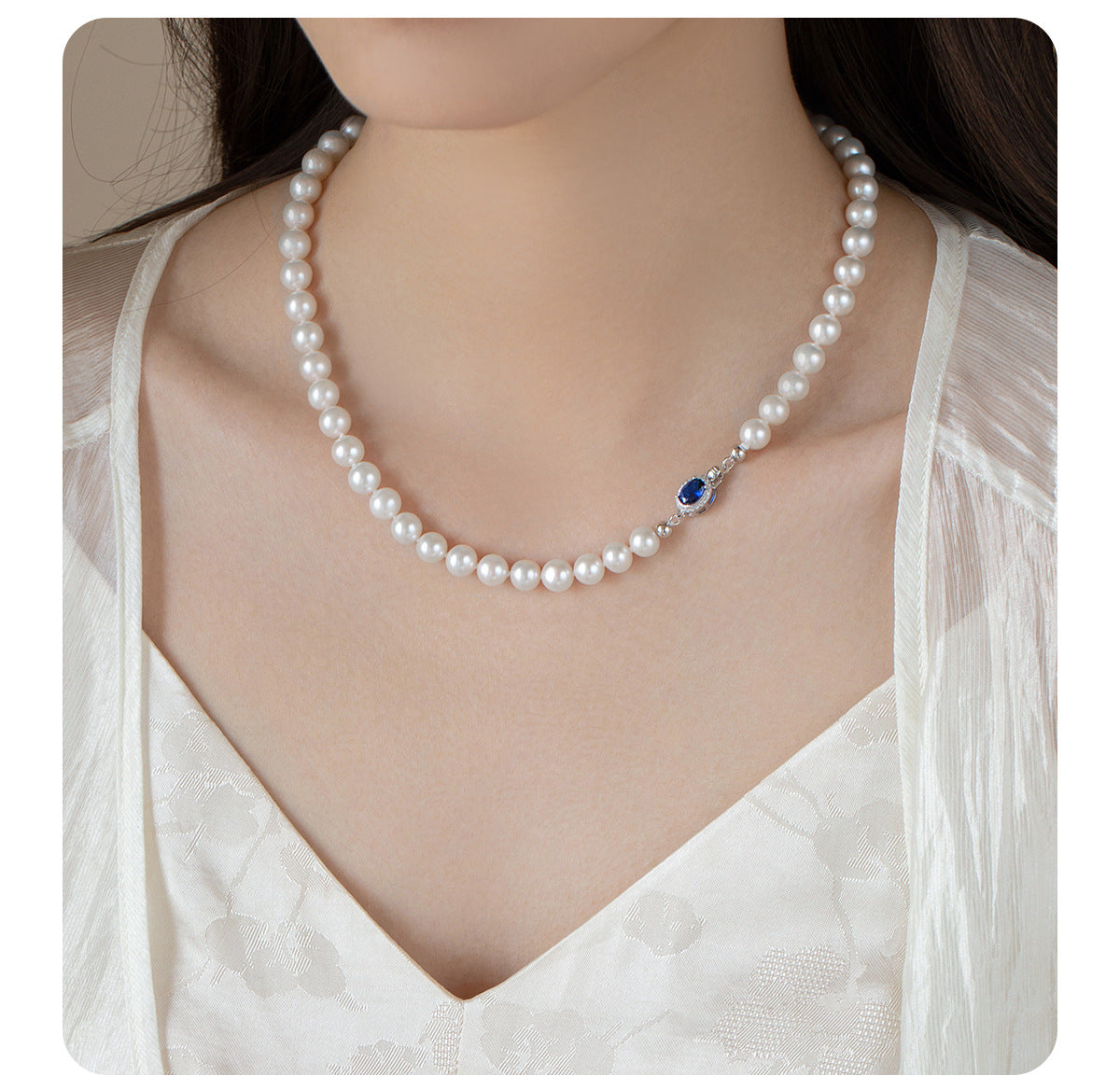 Mother-of-Pearl Necklace with 925 Sterling Silver Details