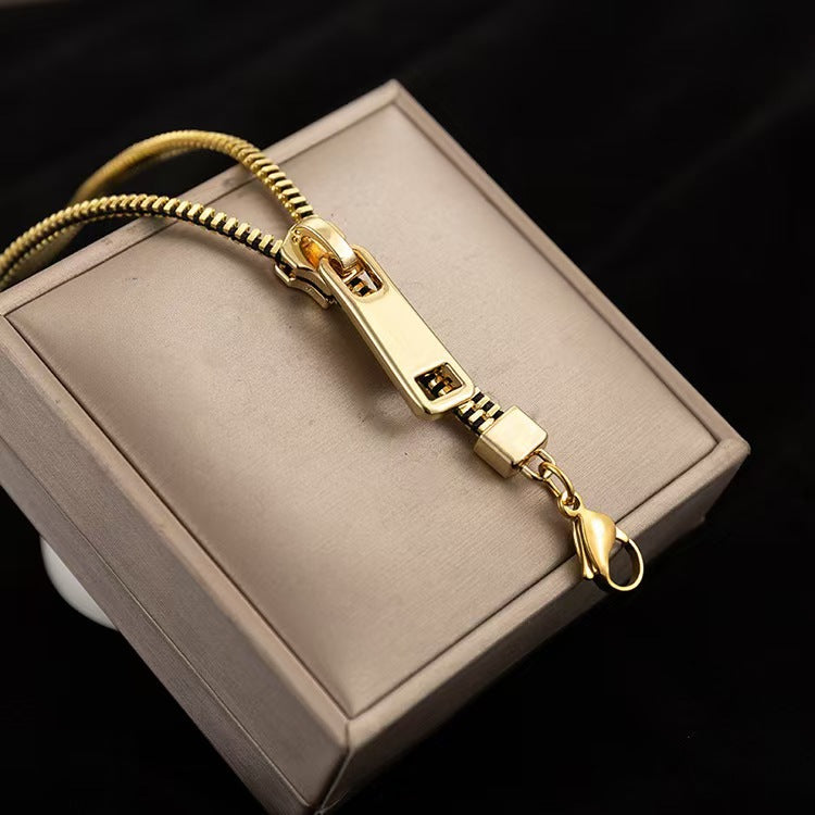 Collarbone chain zipper necklace
