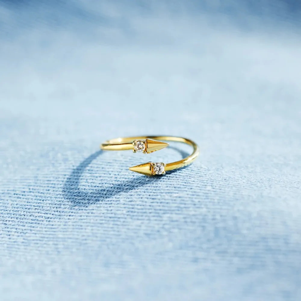 Zircon Bypass Ring in 925 Sterling Silver – Gold Tone