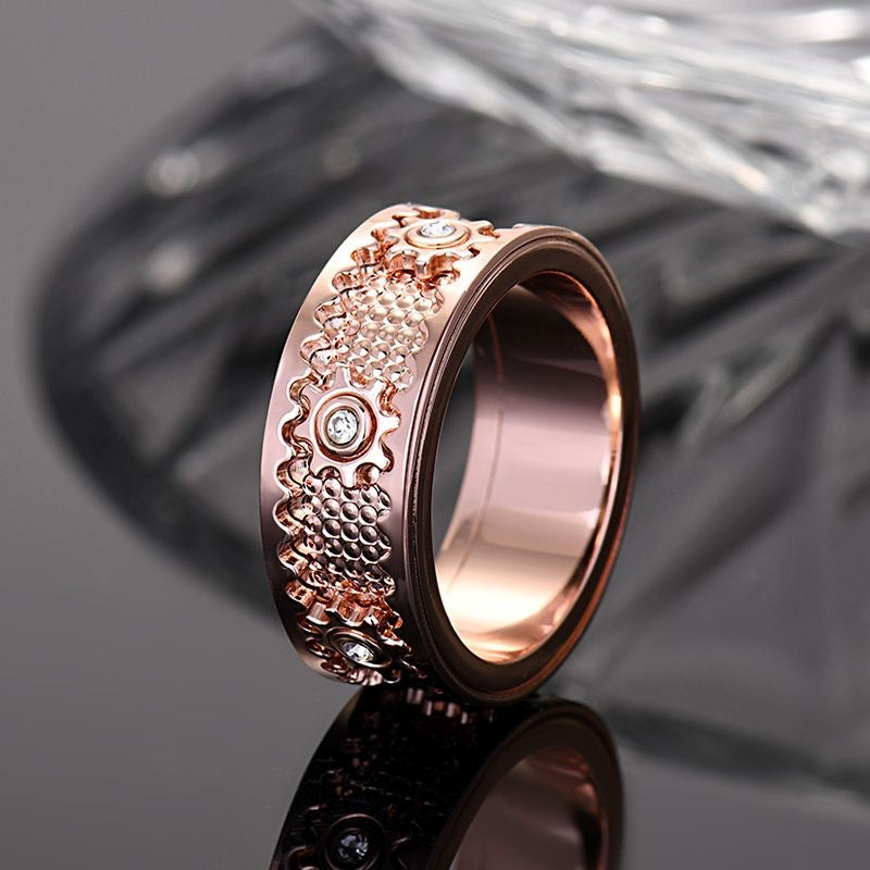 Vintage-Inspired Gear-Pattern Copper Ring – Multiple Finishes
