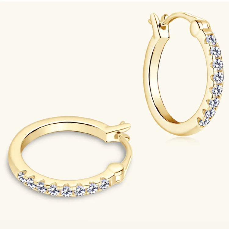 Moissanite Sterling Silver Huggie Earring – 19 mm, Single